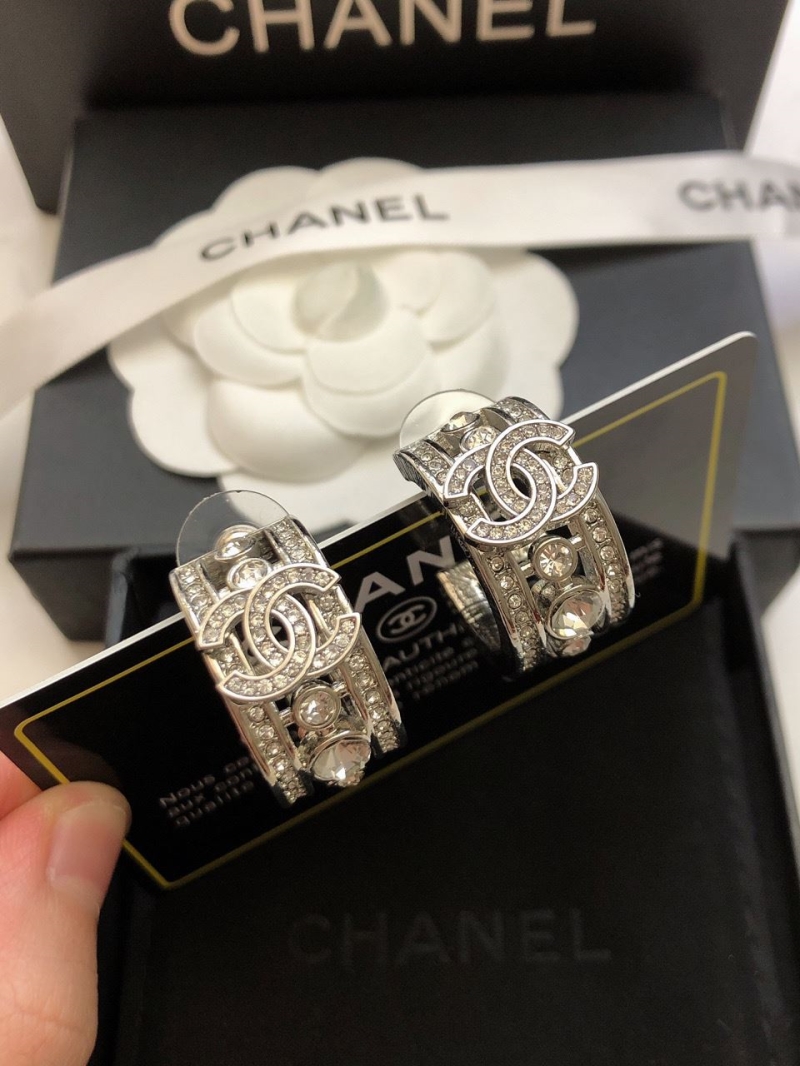 Ch**el earrings